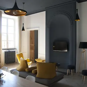 https://appartement-du-fau-de-la-roque.midi-pyreneeshotels.com